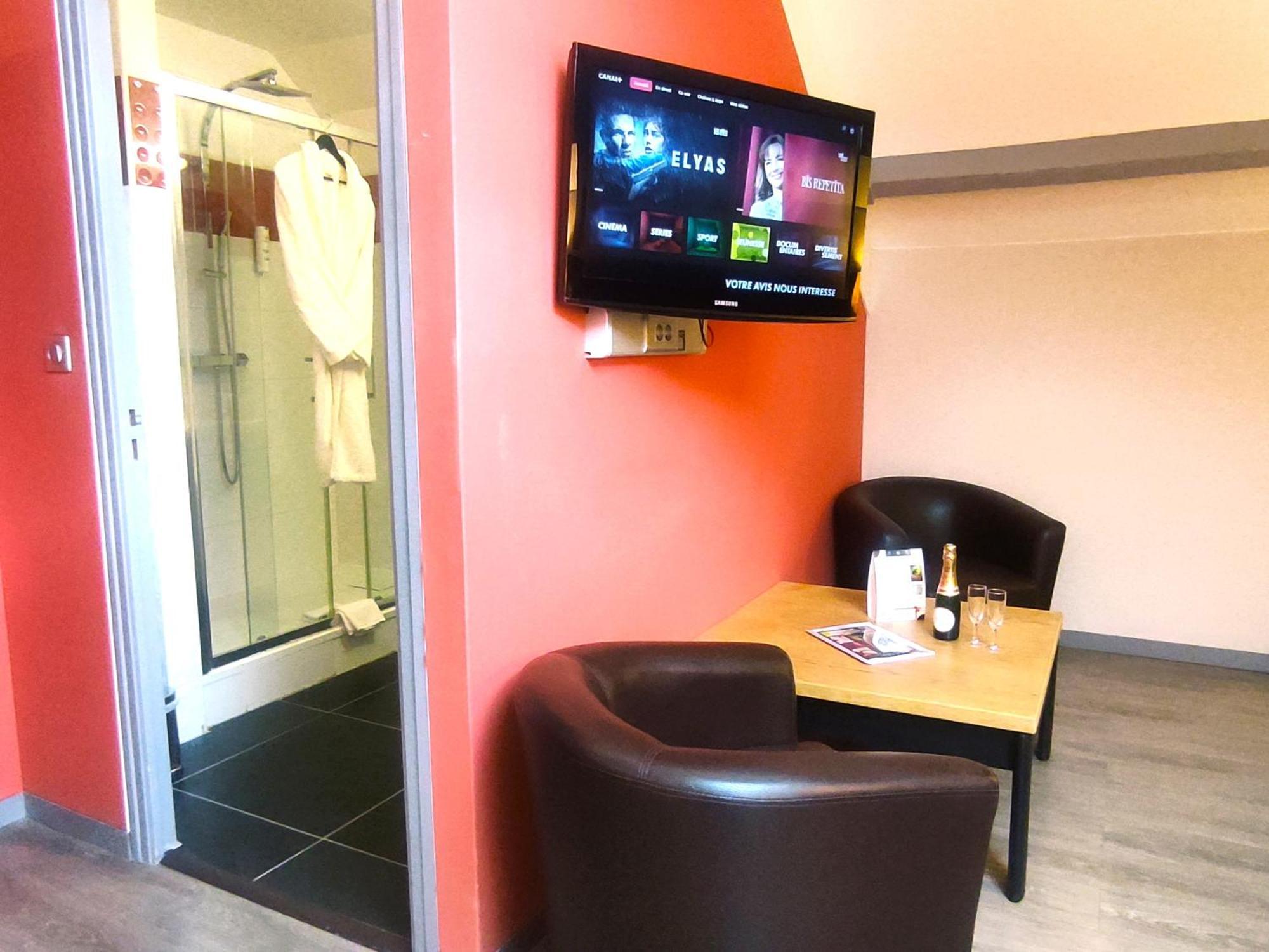 Contact Hotel Be Guest Limoges Sud エクステリア 写真
